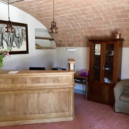 ファームステイ La Tenuta Di Castelvecchio サン・ジミニャーノ